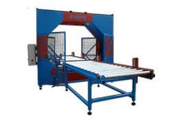 Horizontal stretch wrapping machines